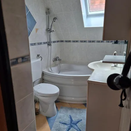 Eira Am Nahen Schoenen Edersee -sachsenhausen *